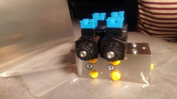 環(huán)衛(wèi)車(chē)油路塊